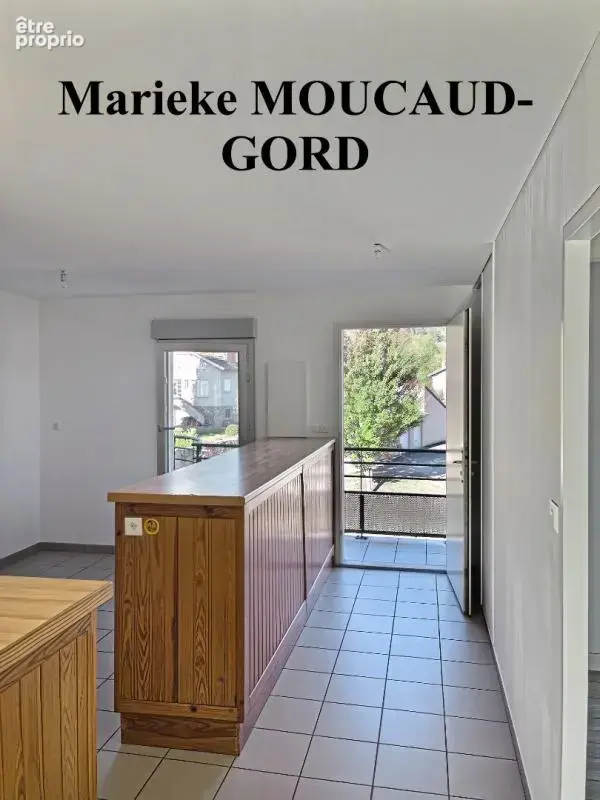 Appartement Beauzac type T4 90 m2 trois chambres, balcon et garage sans ascenseur - photo 2