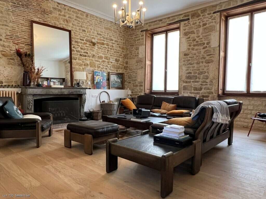 Maison à RUFFEC
