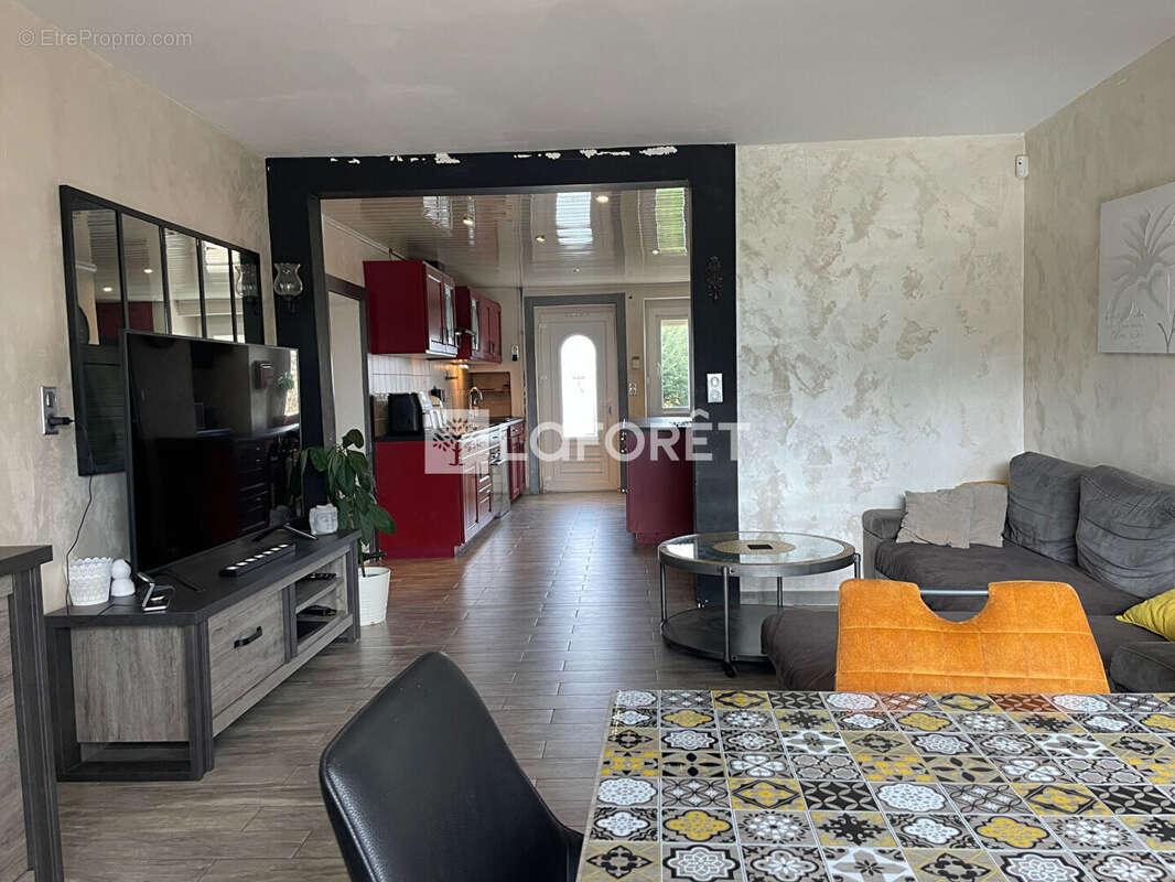 Maison à LONS-LE-SAUNIER