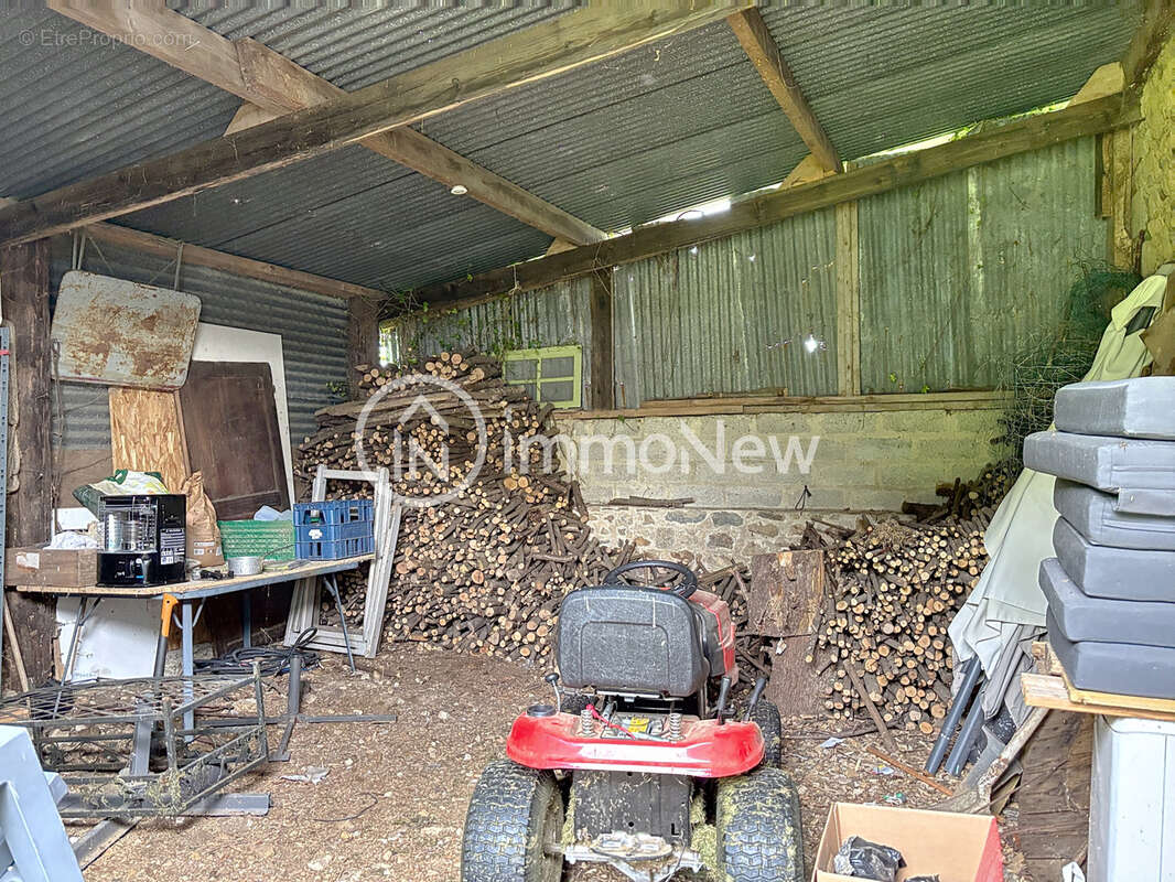 Longere en pierre 108m2 sur 2097m2 - photo 16