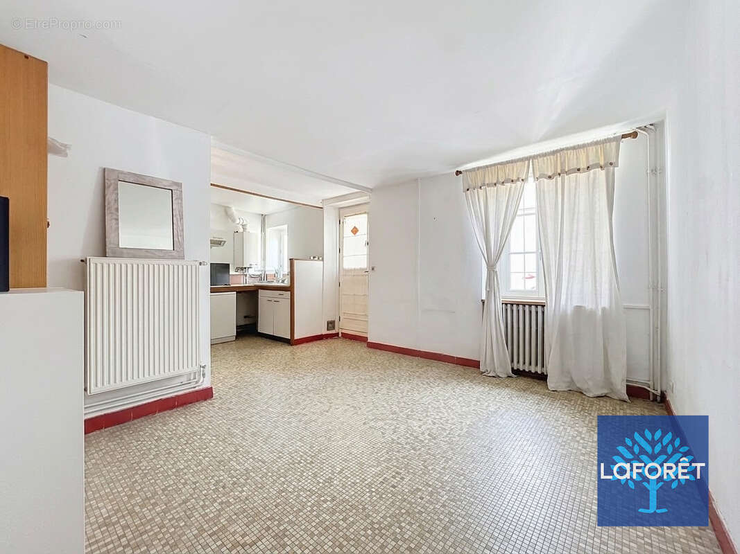 Maison Chilly-Mazarin 3 pièce(s) 70 m2 - photo 2