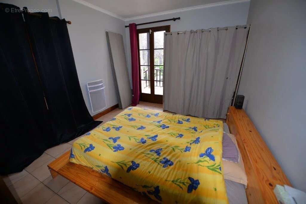 Maison à SAINT-JEAN-POUTGE