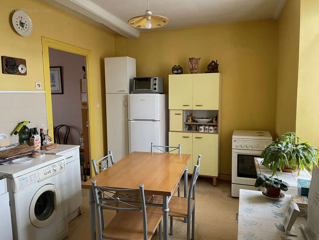 Maison à LA CLAYETTE