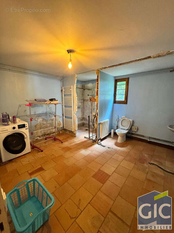 Maison à FIERVILLE-LES-PARCS