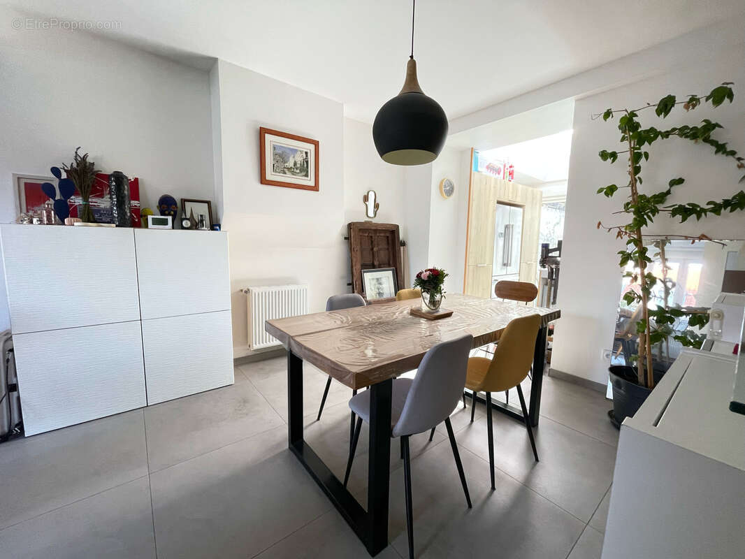 Maison à SAINT-MARTIN-BOULOGNE