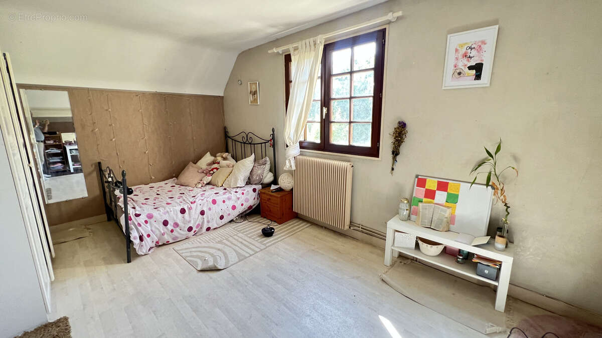 Maison à MILLY-LA-FORET