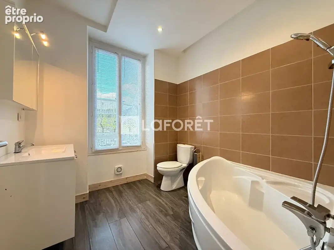 Appartement T4 - Aurillac - photo 8