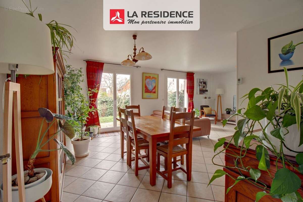 Maison à CONFLANS-SAINTE-HONORINE