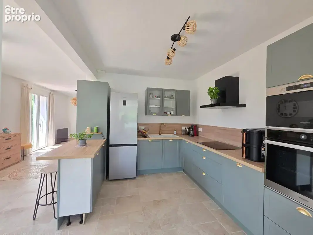 Maison 135 m² à Chateau-Arnoux-Saint-Auban  - photo 6