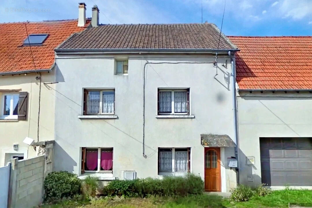 Maison à QUINCY-VOISINS