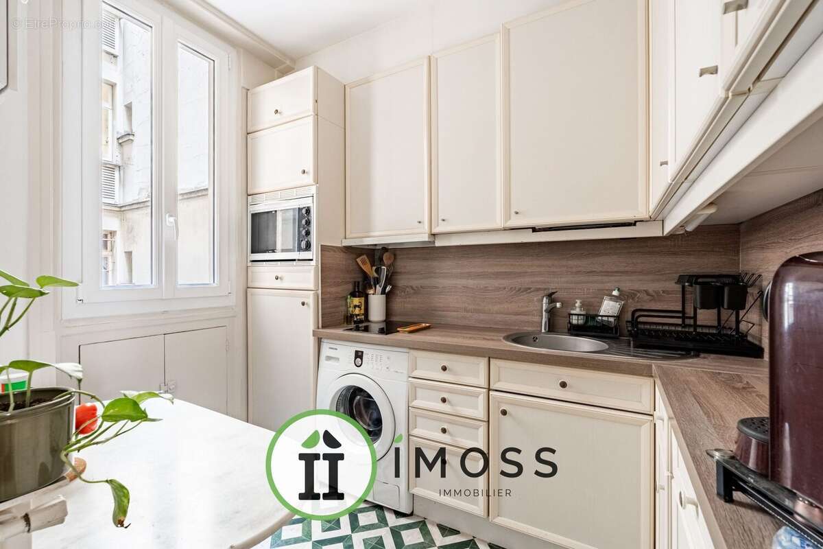 Appartement à PARIS-18E