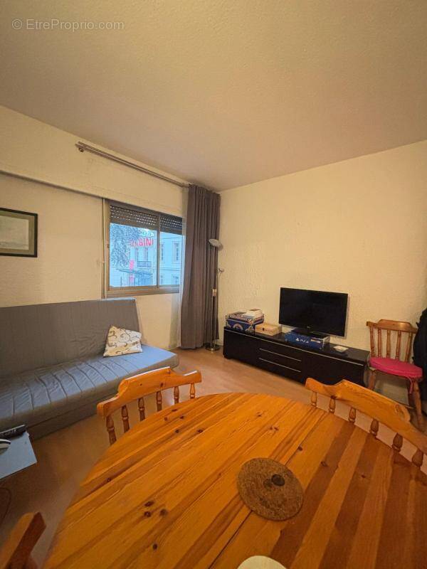 Appartement à GREOUX-LES-BAINS