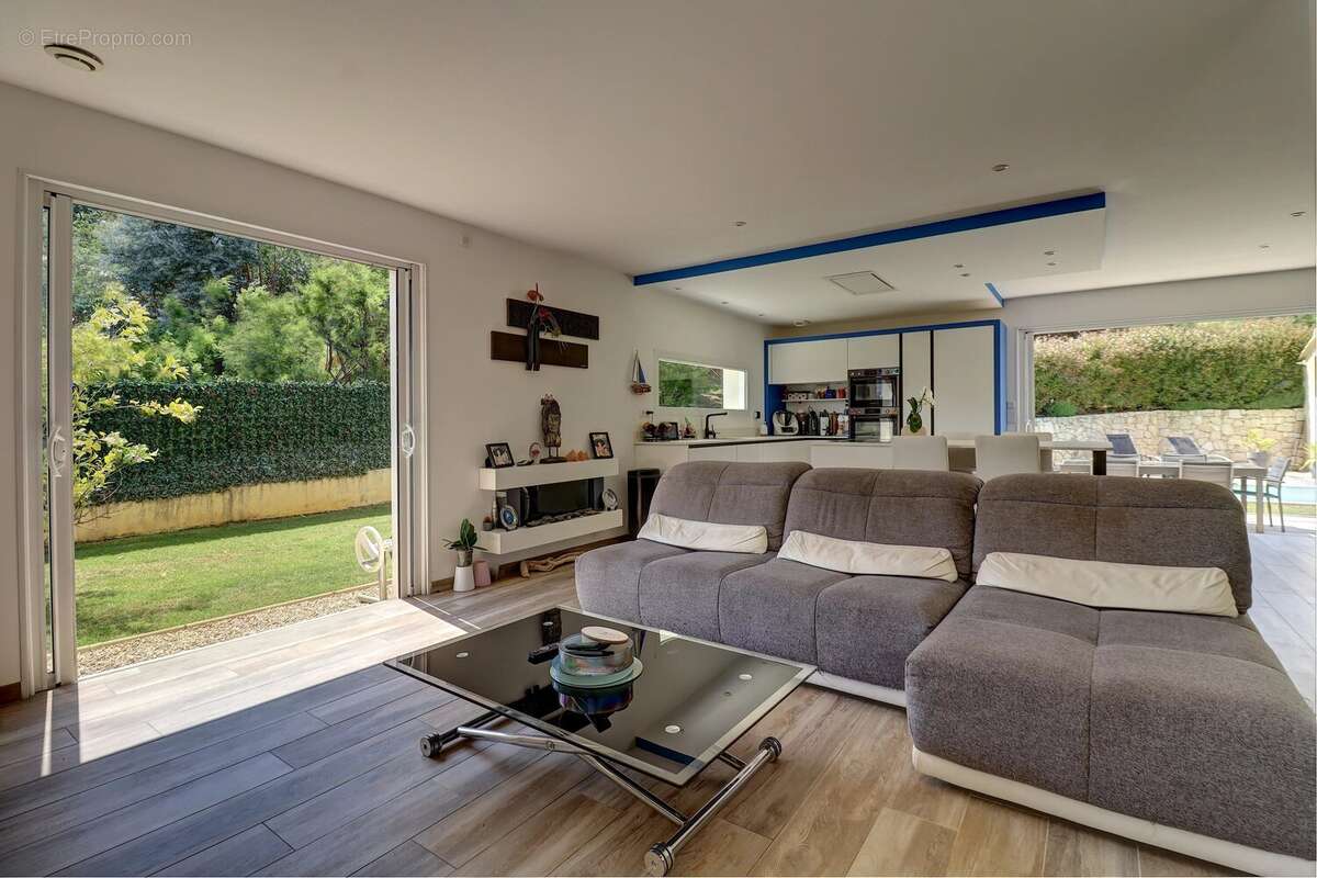 Maison à PEGOMAS