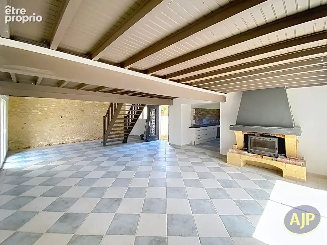 Ensemble immobilier de caractère au coeur d'un port de pêche typique du Médoc! - photo 13