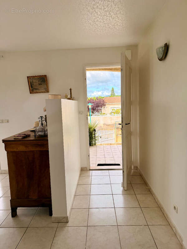 Maison  5 pièces102 m2 avec garage sous-sol complet - photo 2