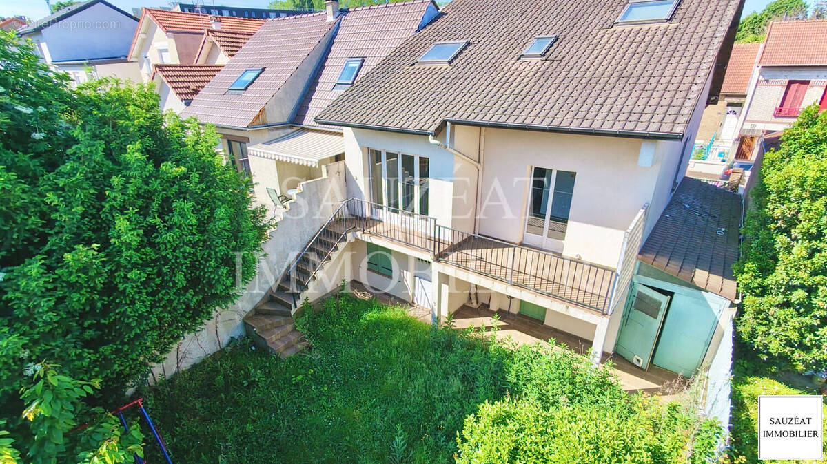 Maison à BAGNEUX