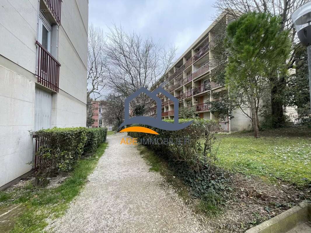 Appartement à AIX-EN-PROVENCE