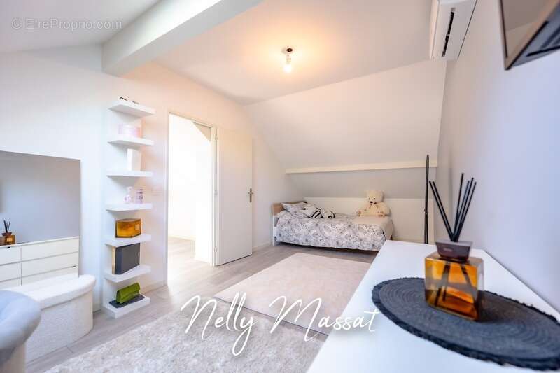 Maison à GRESY-SUR-AIX