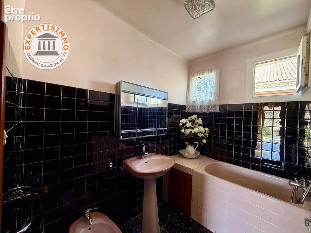 Berre-l’étang – maison 160 m² au sol – fort potentiel face au parc maurin - photo 9