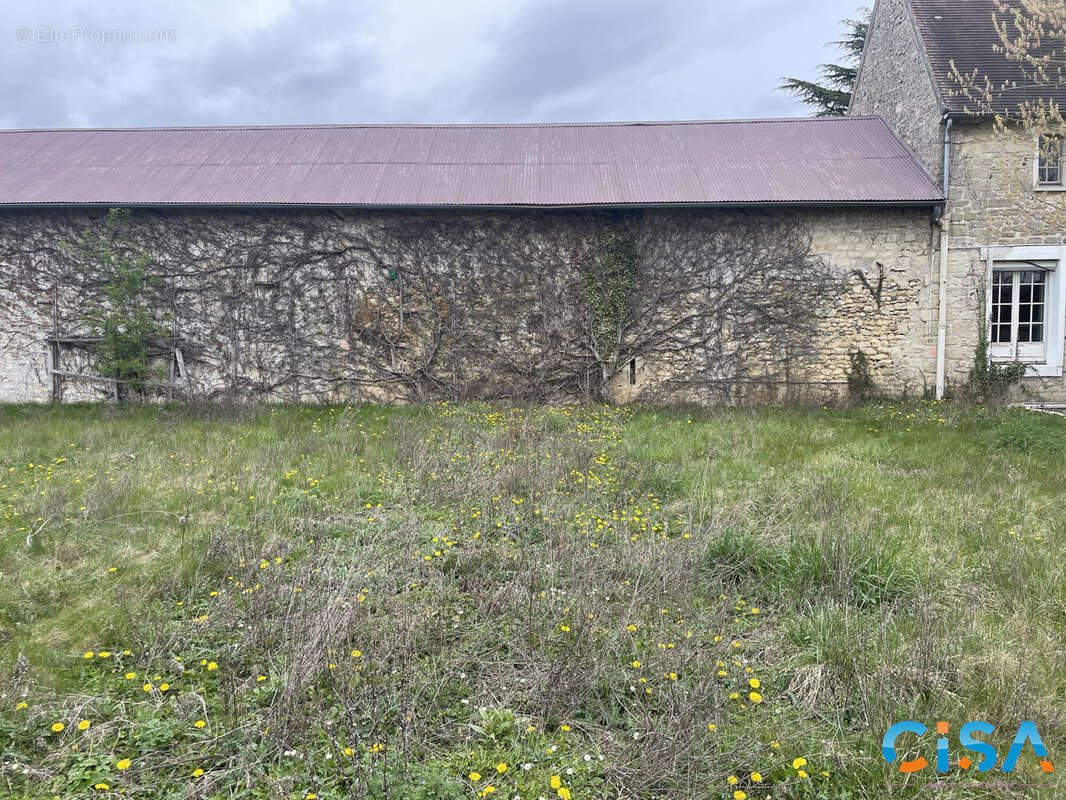 Maison à NEUILLY-EN-THELLE