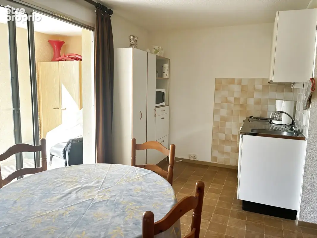 Gruissan rive droite - appartement de type studio cabine avec terrasse + place de parking privative - photo 9