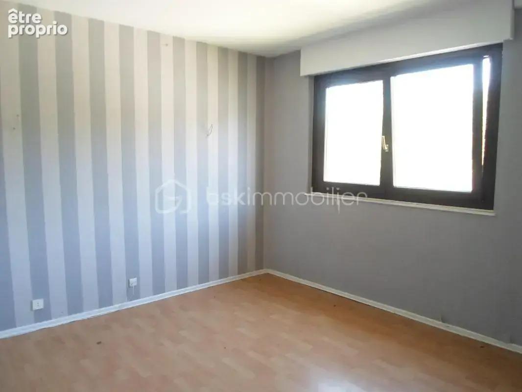 Audincourt, secteur calme et recherché, maison t5 (3 chambres), d'acces plain-pied sur sous-sol complet - photo 6