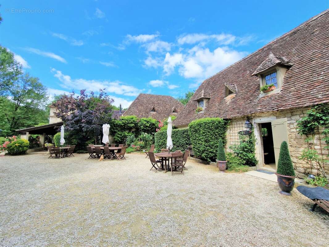 Maison à ISSIGEAC