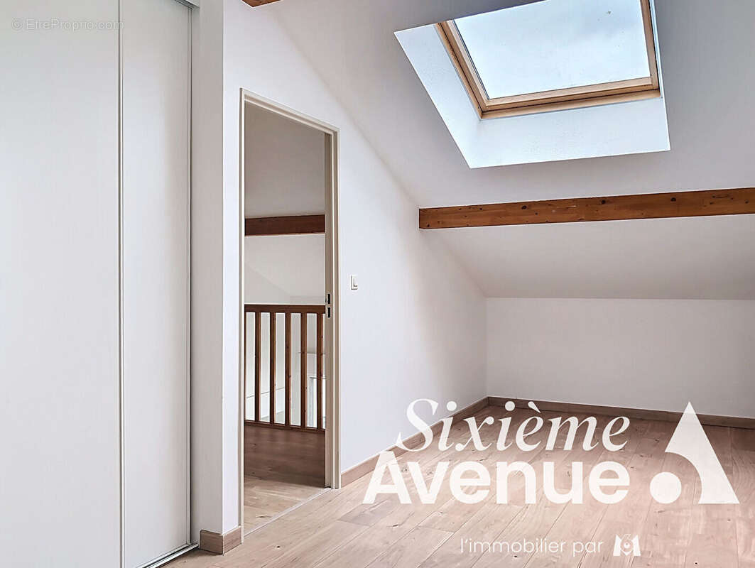 Appartement à SAINT-FONS