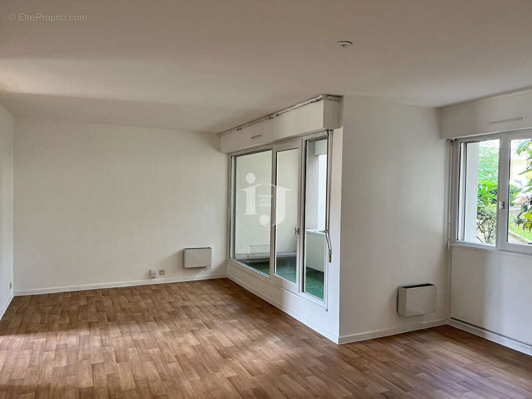 Appartement à EPINAY-SUR-SEINE