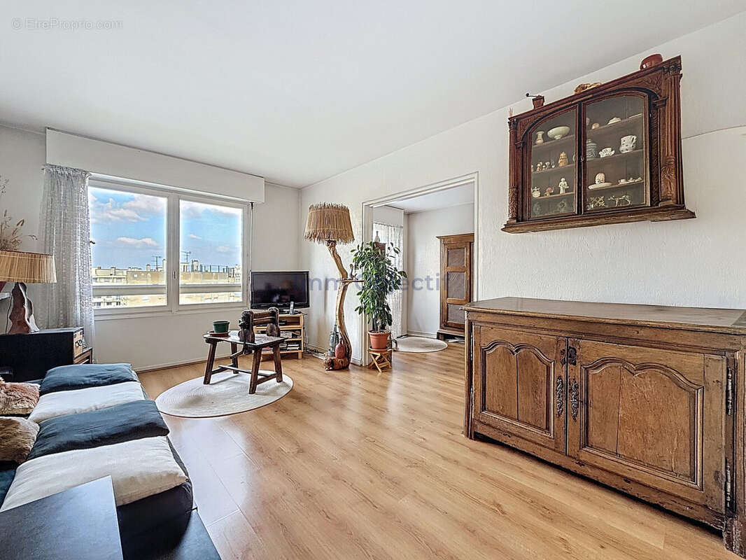 Appartement à PARIS-12E