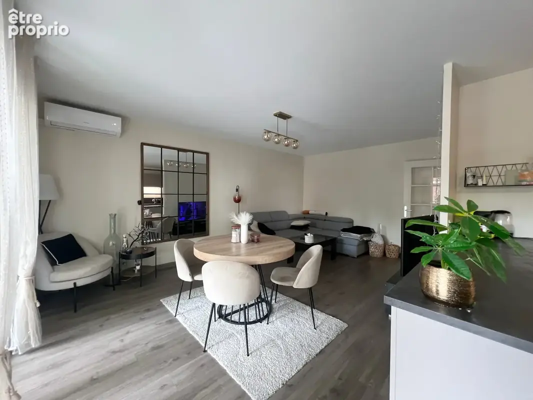 Photo Appartement à Francheville au prix de 259 000€