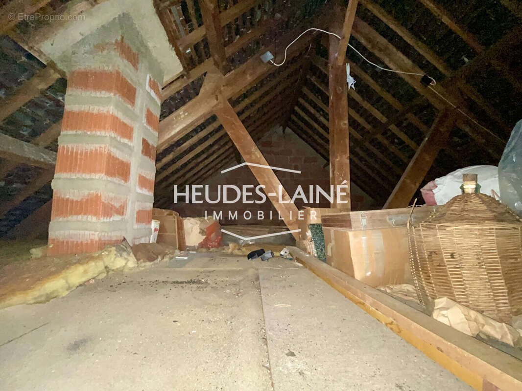 Maison à SAINT-HILAIRE-DU-HARCOUET