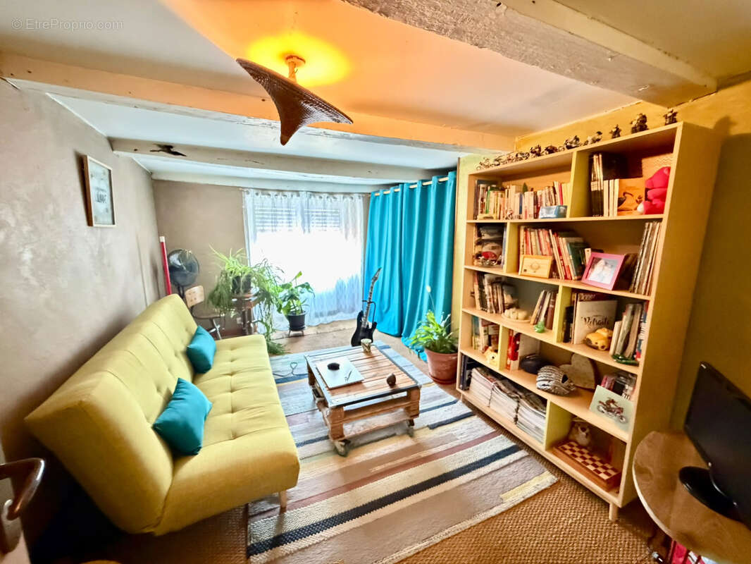 Vente charmante maison rénovée, mitoyenne, sur terrain de  24,77 ares ROYE - photo 19