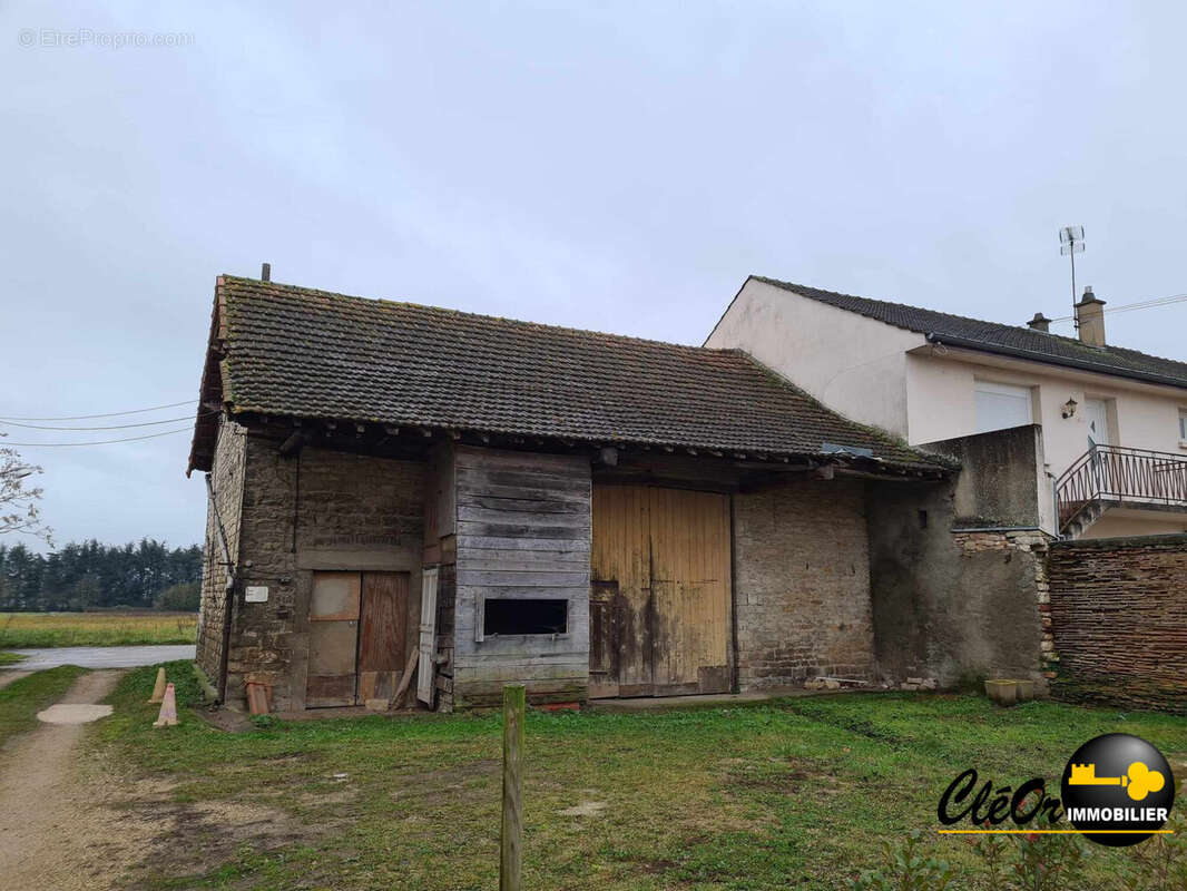 Appartement à SAINT-MARCEL