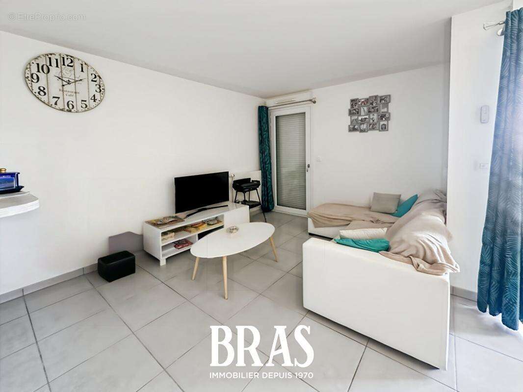 Appartement à LE POULIGUEN