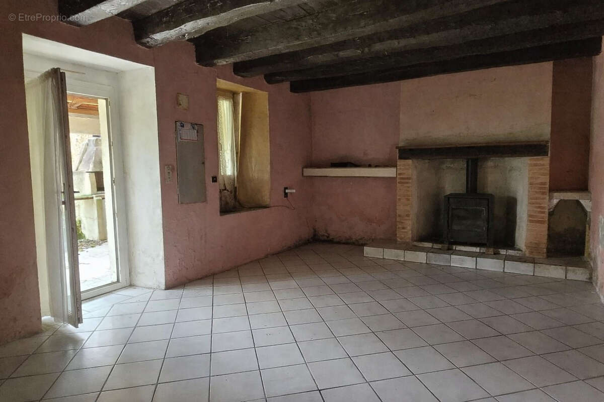 Maison à VILLAMBLARD