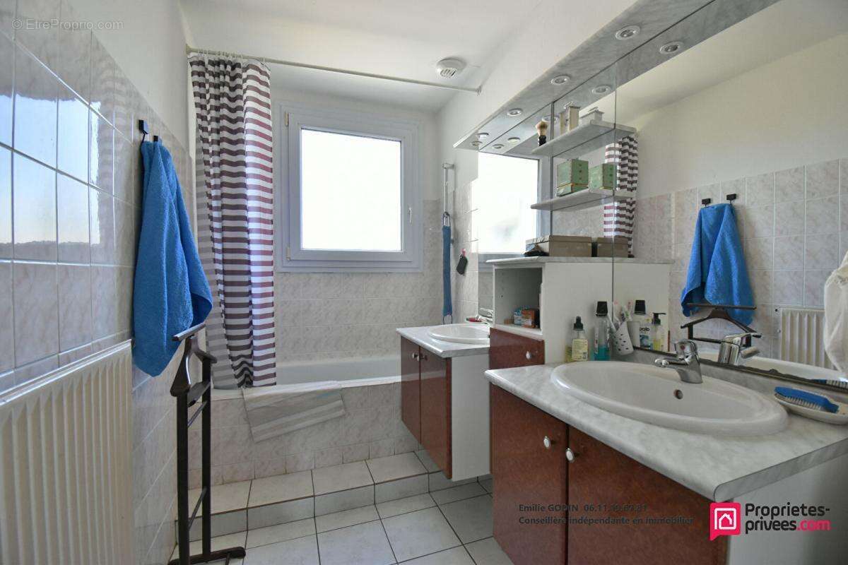 Maison à MAULEVRIER