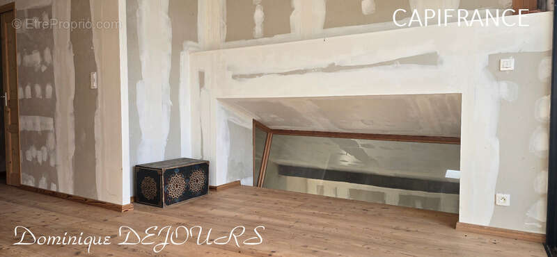 Maison à SAINT-MAURICE-EN-CHALENCON