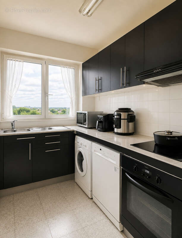 Appartement à COURBEVOIE