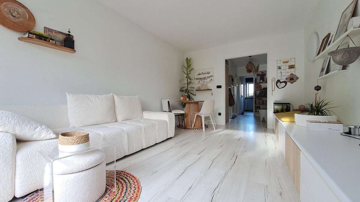 Appartement à MARSEILLE-13E