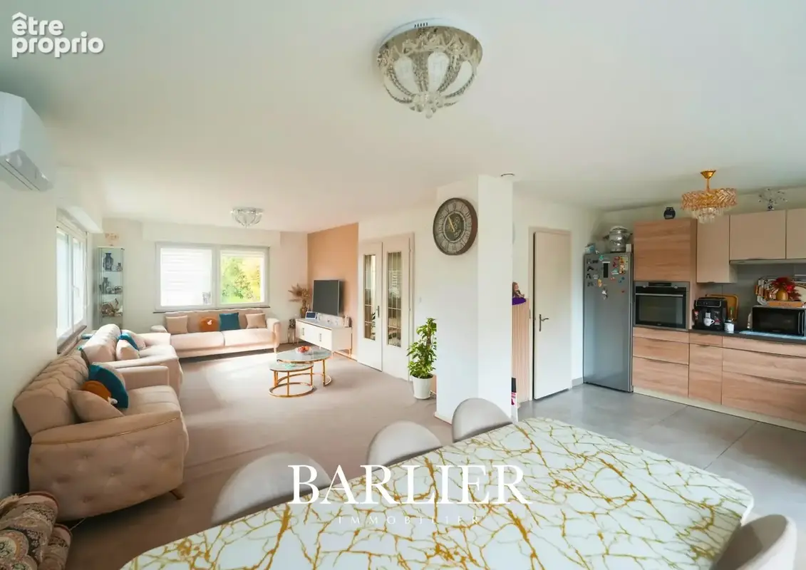 Geispolsheim - Maison rénovée sur une parcelle de 4,81 ares avec garage - photo 7