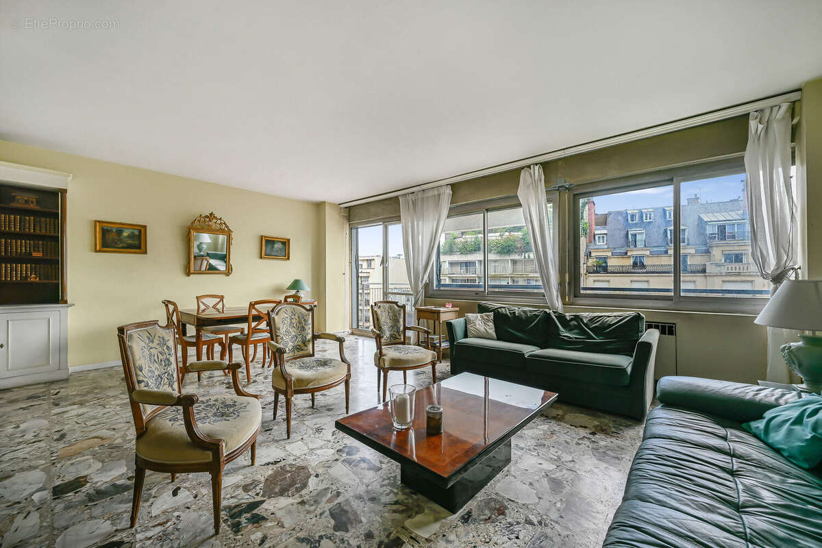 Photo 2 - Appartement à PARIS-16E