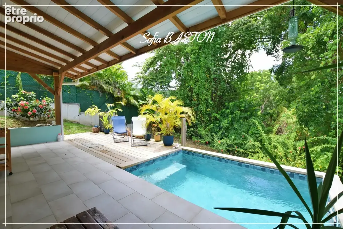 À vendre - Sainte-Luce Martinique - Propriété 5 logements indépendants - 241 m² habitables - Vue mer - P10 - photo 24