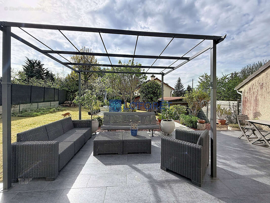 Maison à DAMMARIE-LES-LYS