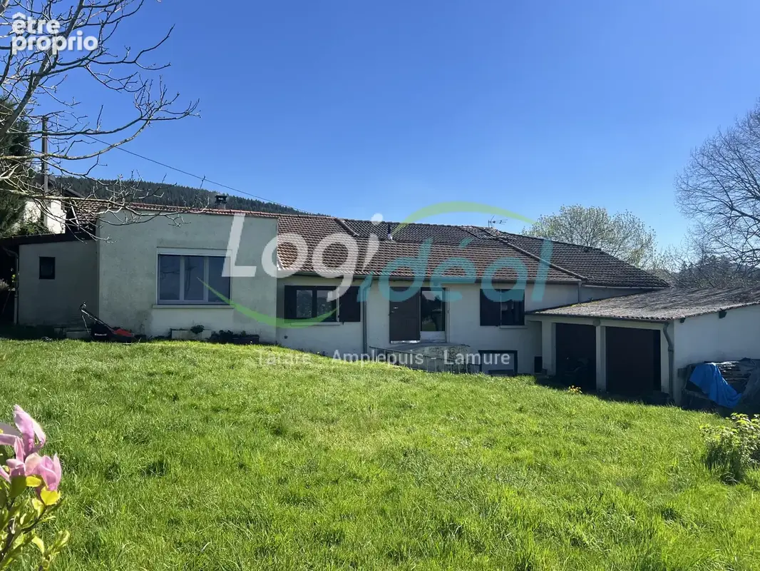 Photo Maison à Amplepuis au prix de 195 000€