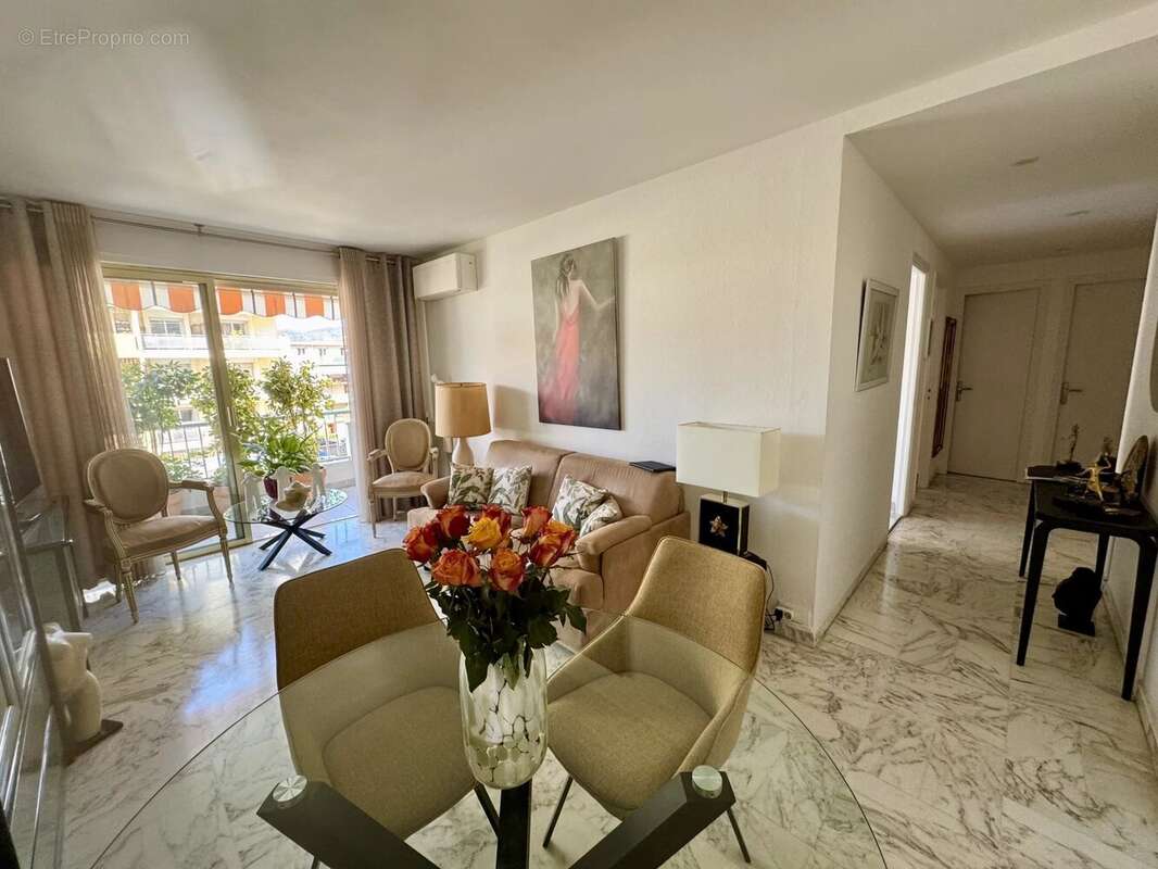 Appartement à CANNES