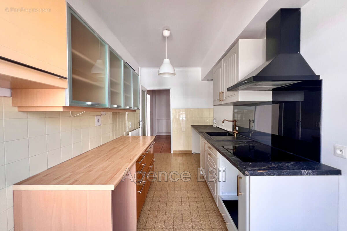 Appartement 82 m² à Nice  - photo 8