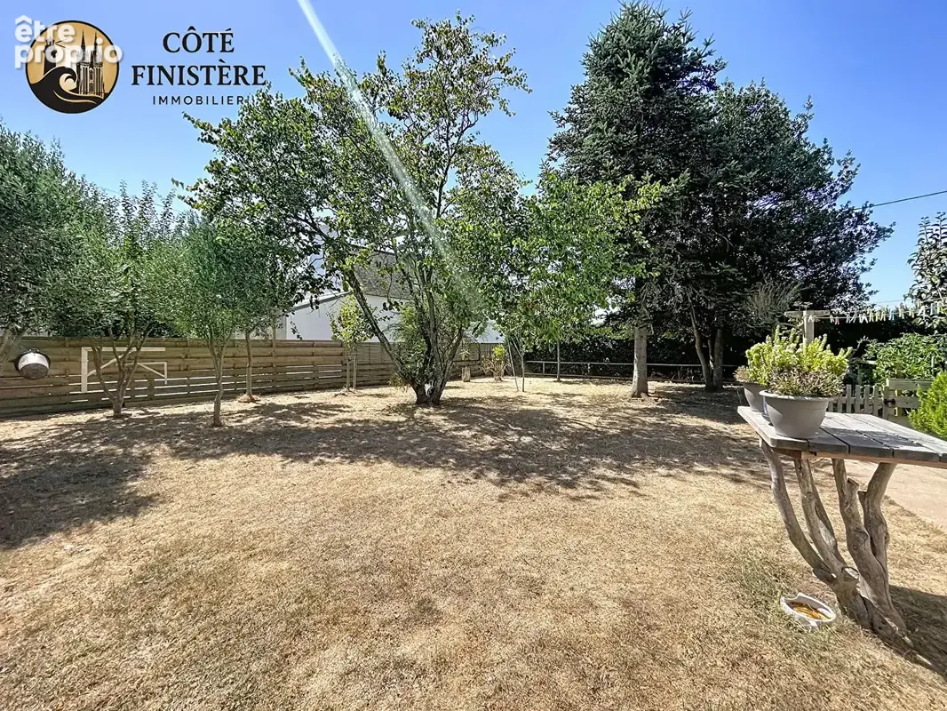 Ensemble immobilier de deux maisons jumelées avec jardins au sud - photo 9