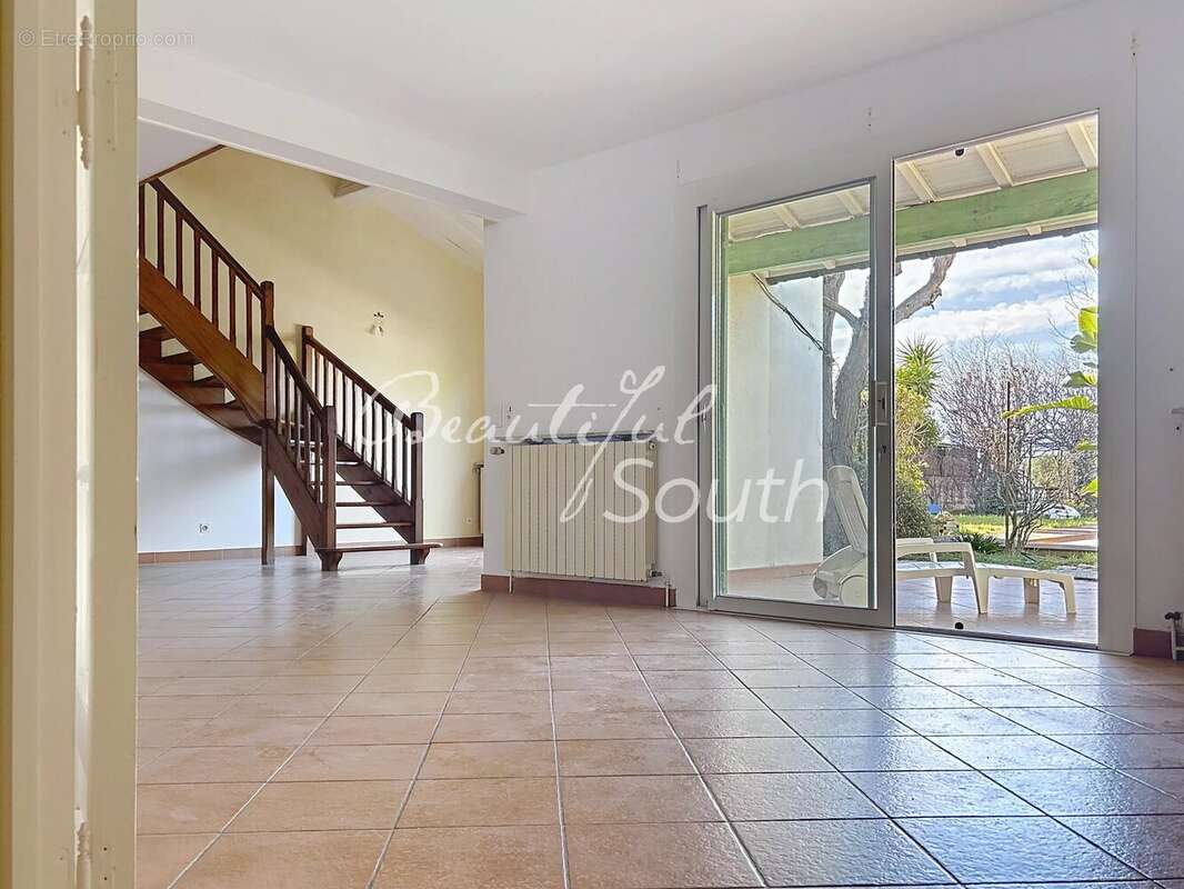 Maison à VILLENEUVE-DE-LA-RAHO