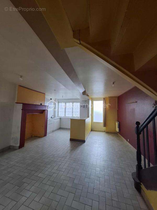 Maison à LA LANDE-SUR-EURE